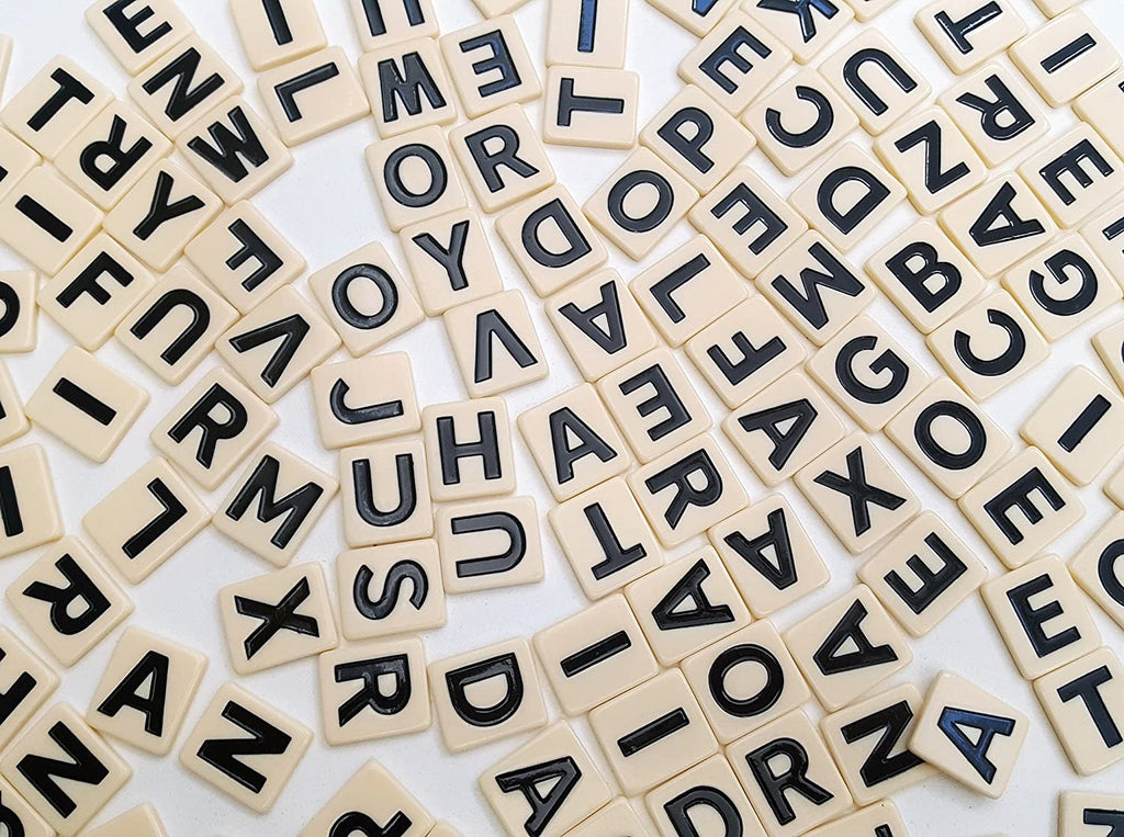 Bananagrams Big Letter English board game larger letter tiles 