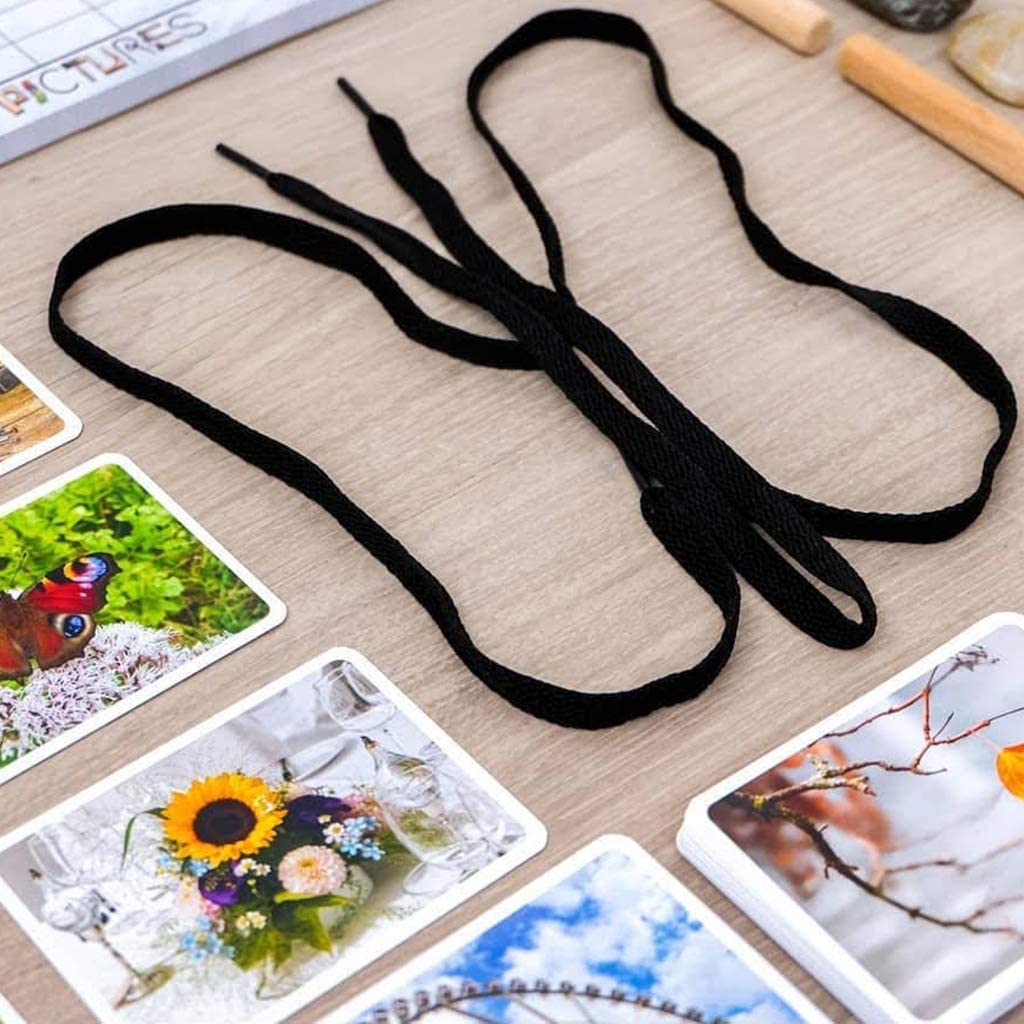 PD Verlag Pictures board game 2020 Spiel des Jahres shoelaces butterfly 